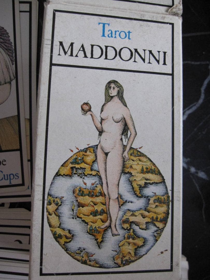 Maddonni Tarot Cards マドーニ タロットカード