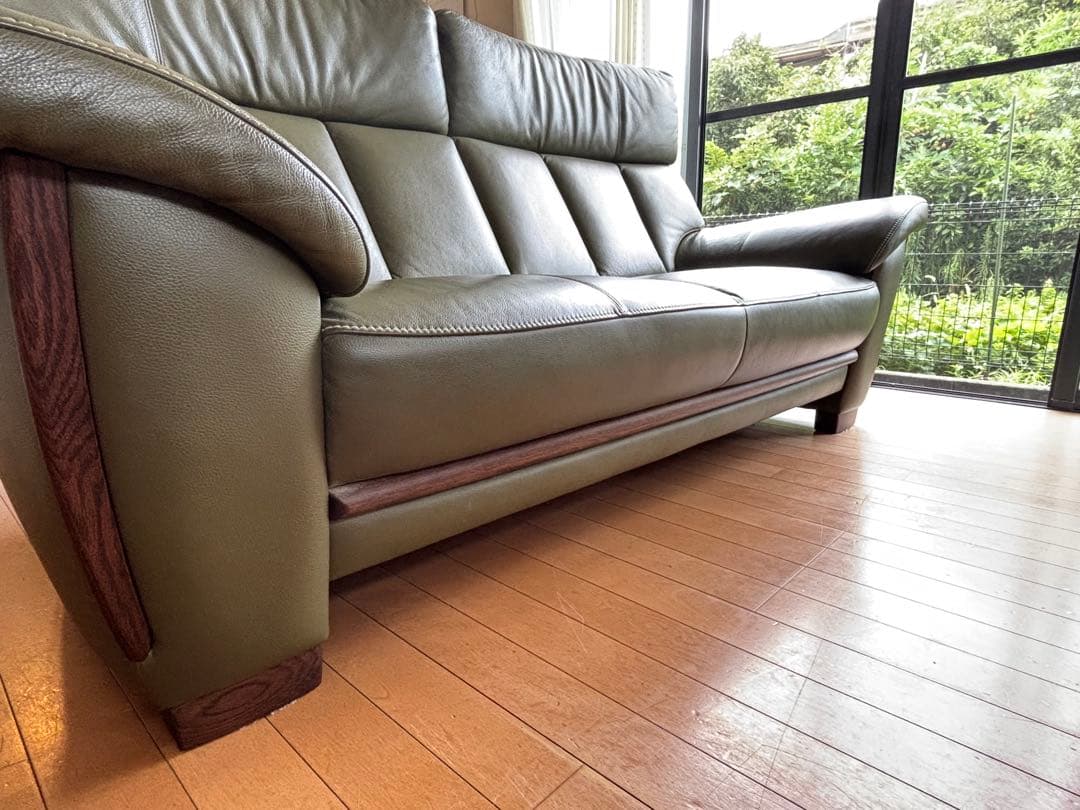 【良品】カリモク2人掛けソファ オリーブグリーン 本革×合成皮革 幅170cm