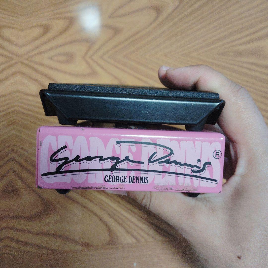 E DENNIS ワウペダル　メイドインチェコ