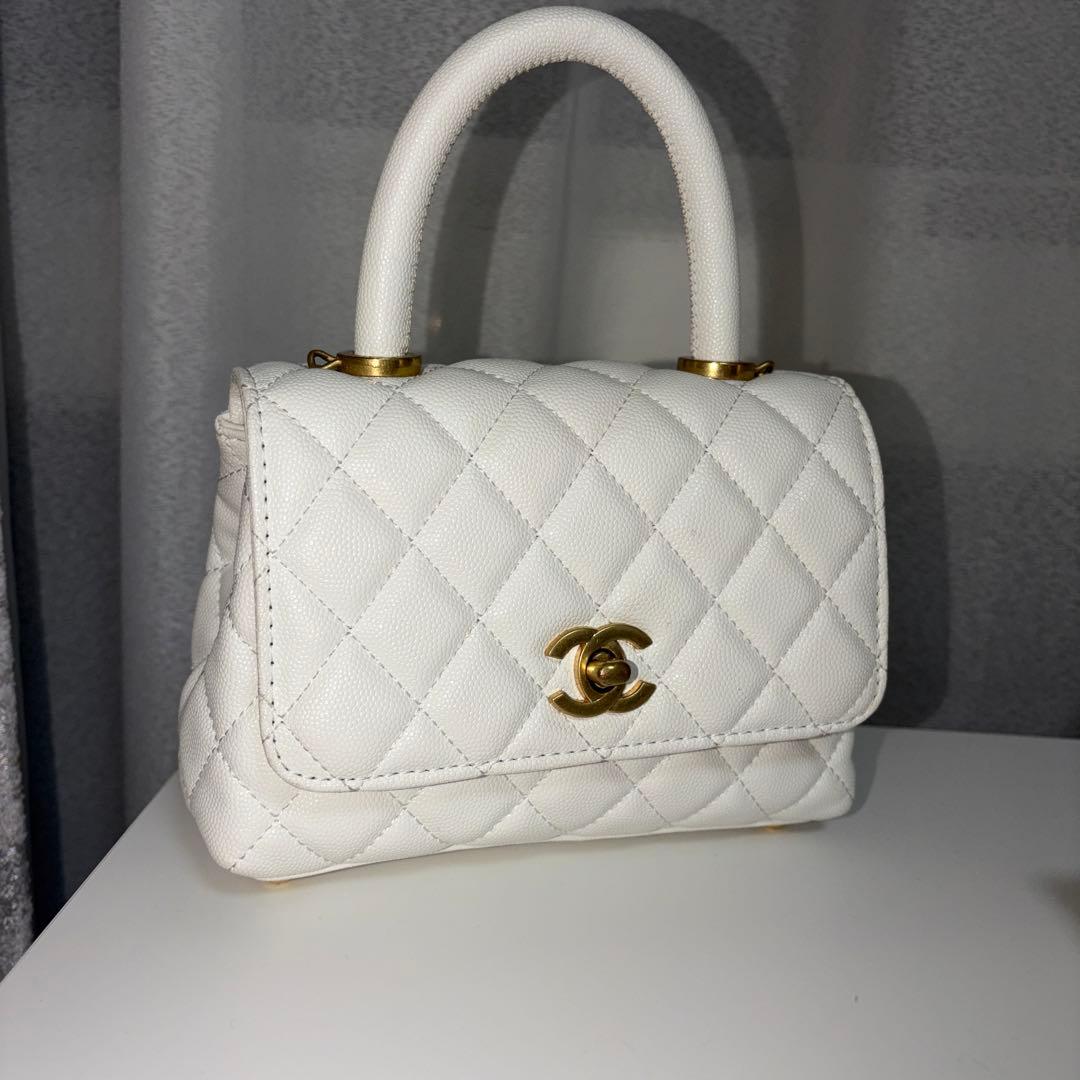 シャネル　CHANEL ハンドバッグ　ホワイト　ノベルティ