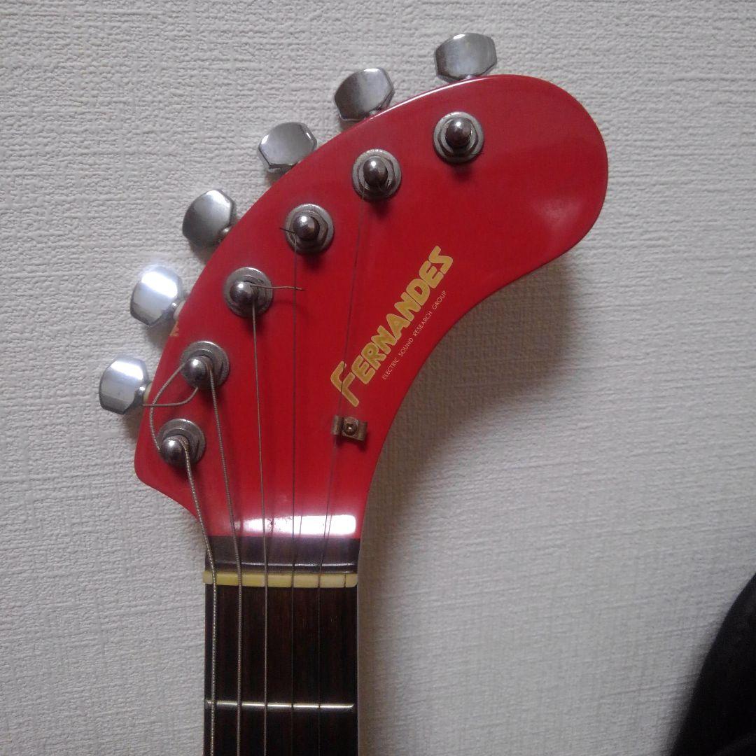 FERNANDES レッドエレキギター