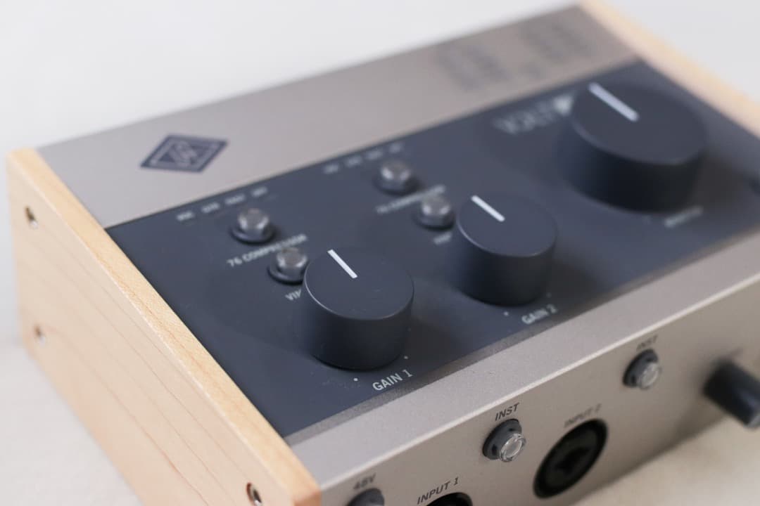 DTM・DAW UNIVERSAL AUDIO VOLT 276