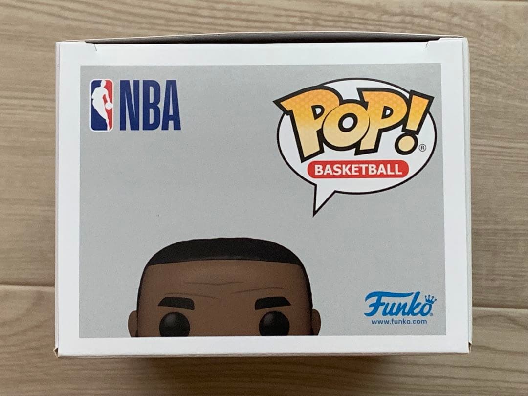 スポーツ Funko POP! NBA LEBRON JAMES 172