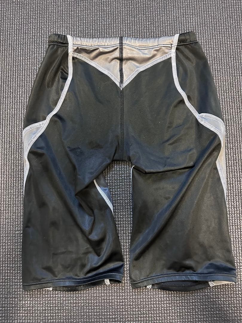 Mizuno アクセルスーツ　L 水着 ブラック