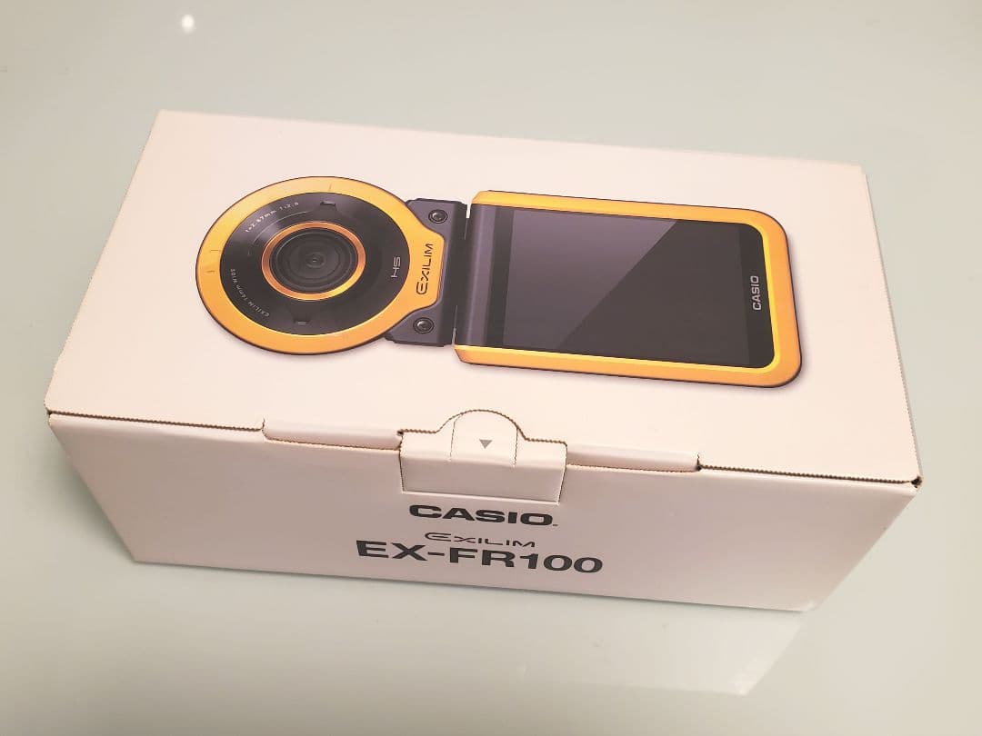 カシオ CASIO EXILIM EX-FR100L ホワイト カメラ デジカメ