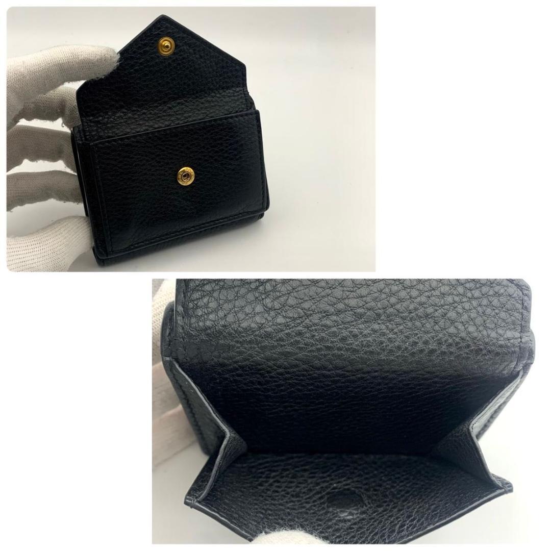 鑑定済み プラダ 三つ折り 財布 Wホック レザー シボ革 コンパクト 黒
