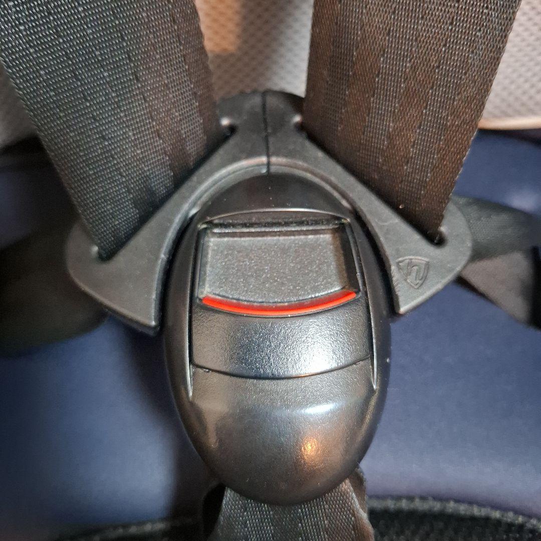 【状態良好】Joie エレベート ドリンクホルダー付 チャイルドシート