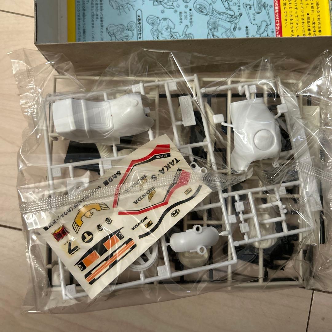 HONDA CBX400F プラスチックモデルキット