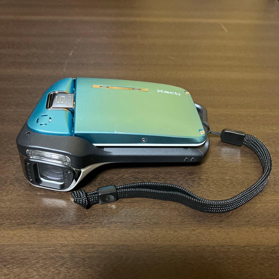 ［SANYO]デジタルムービーカメラDMX-CA65型Xacti[動作確認OK]