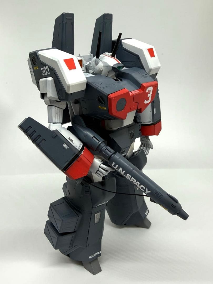 【完成品】ハセガワ 1/72 VF-1J アーマード・バルキリー