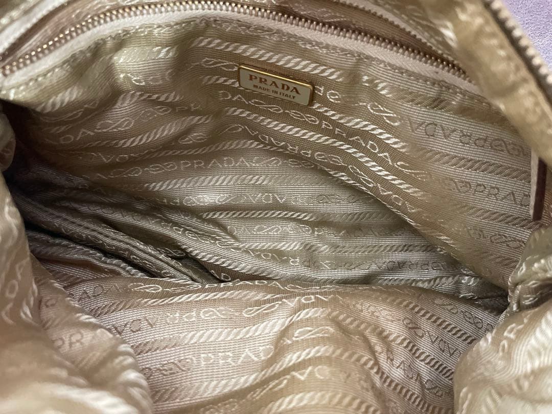 美品　プラダ PRADA ワンショルダー 三角ロゴ ナイロン ベージュ系