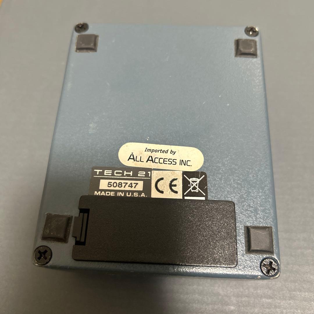 【ベース用プリアンプ】 TECH 21 VT Bass