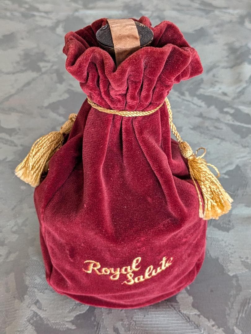 【未開栓美品】 Salute ロイヤルサルート21年赤ボトルウイスキー