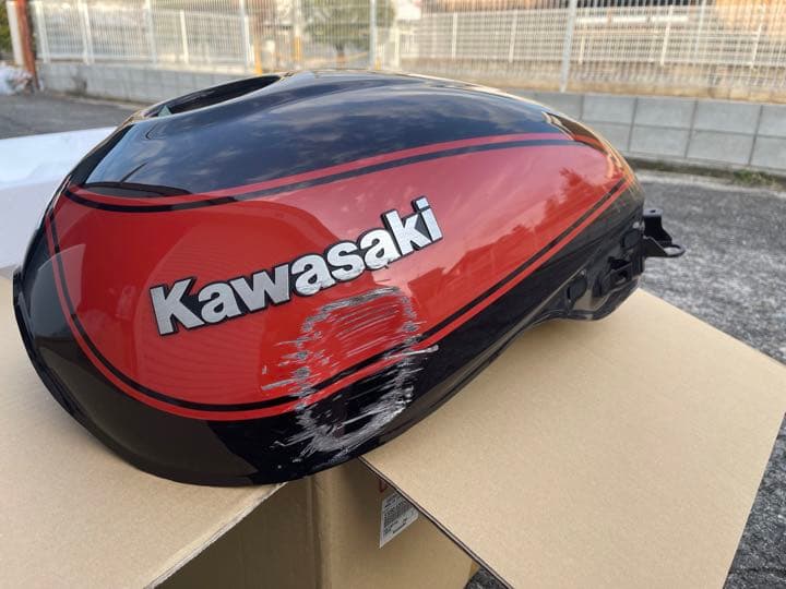 値下げ‼️Z900RS 純正タンク