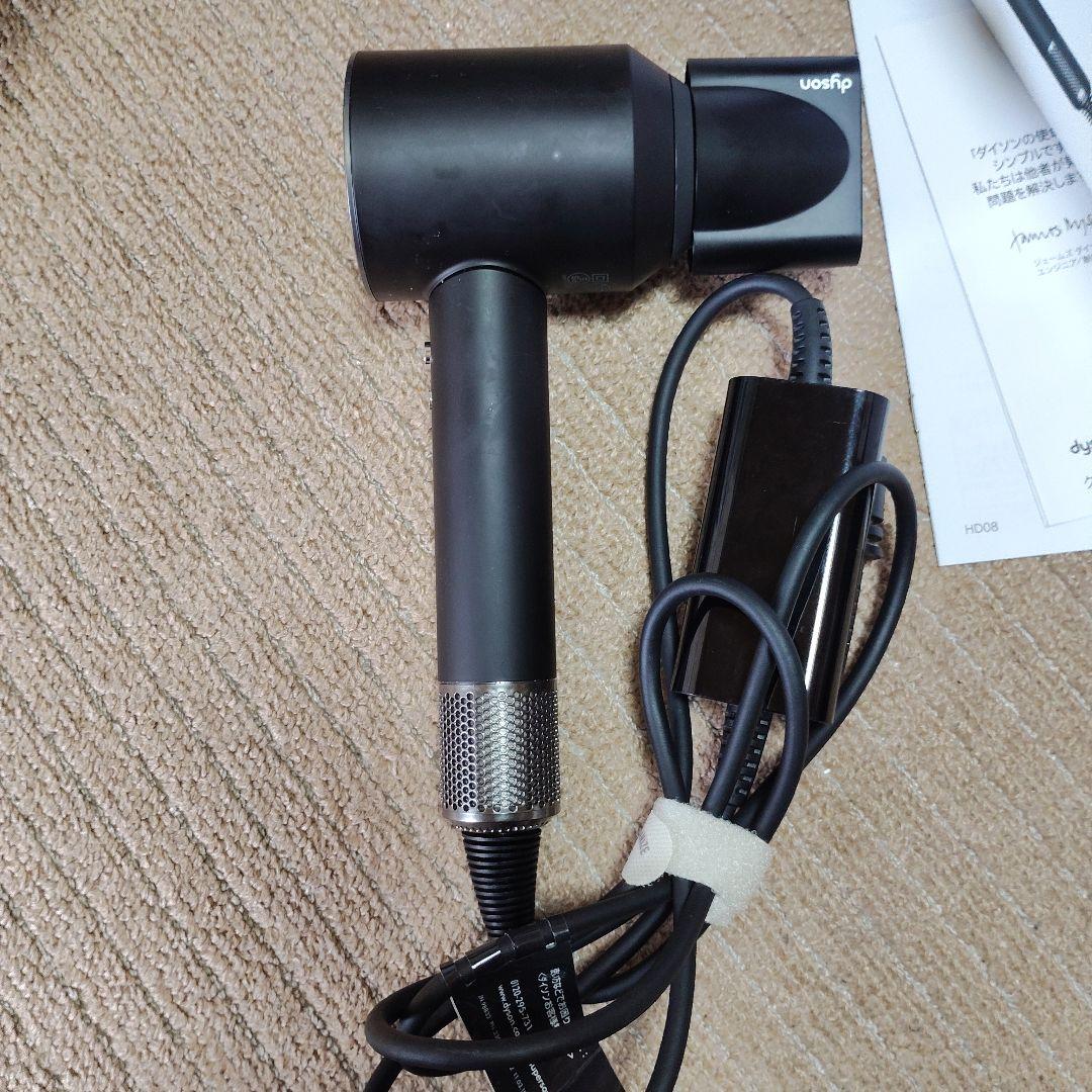 dyson supersonic ヘアドライヤー