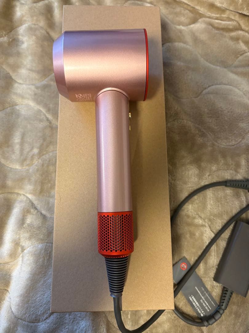 夢*子様 ダイソン　HD08 ヘアドライヤー