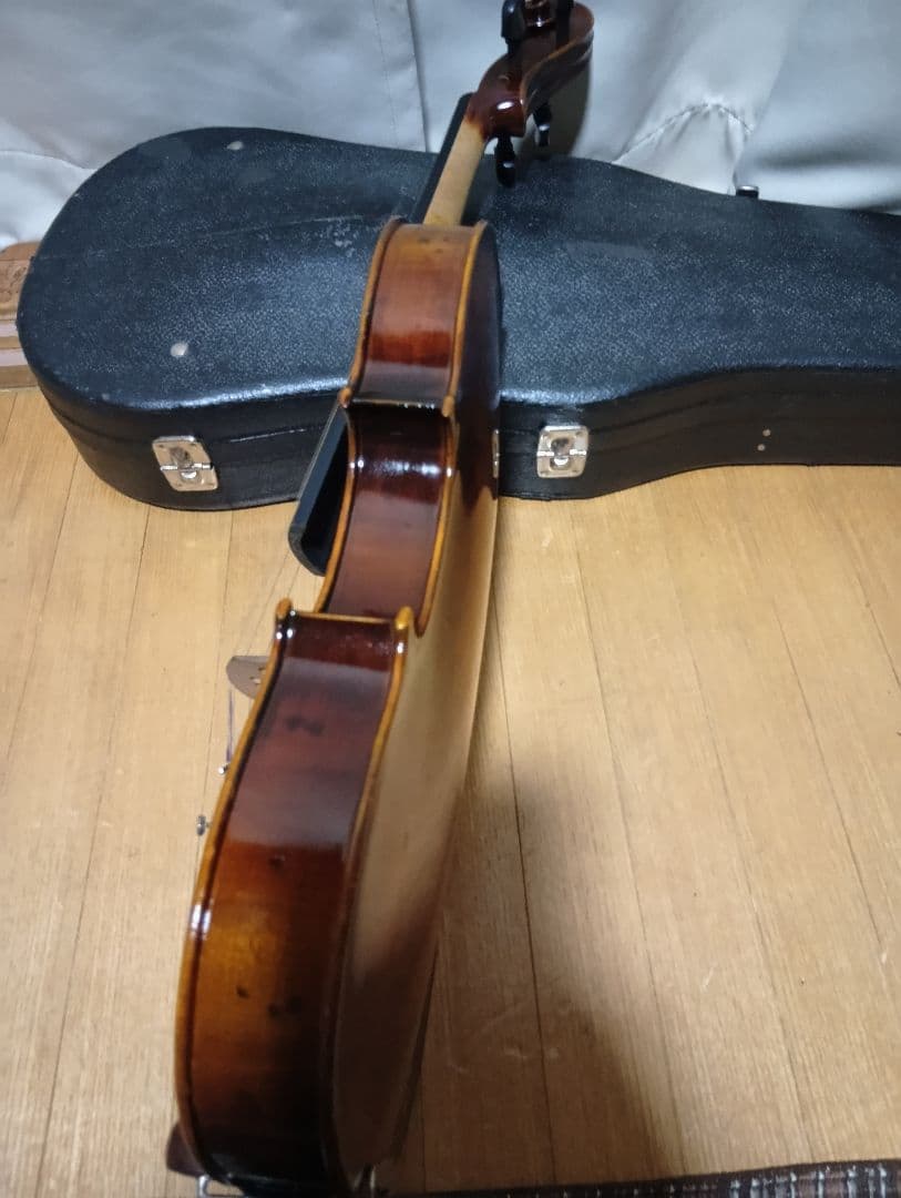 激安 Antonius Stradivarius Cremoncnfis 裏単板