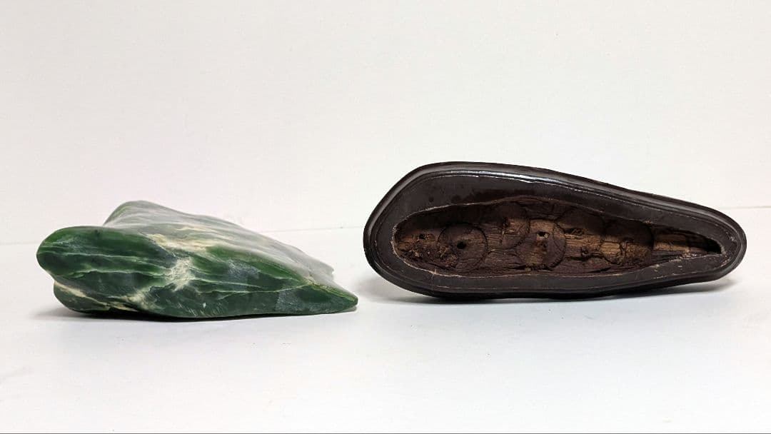 天然石　翡翠　オブジェ　置物