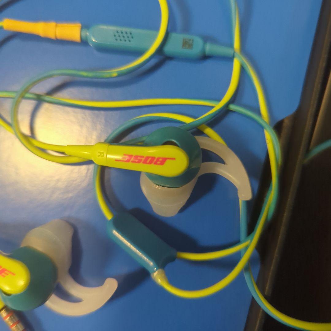 Bose SoundSport イヤフォン！ 箱無し発送！
