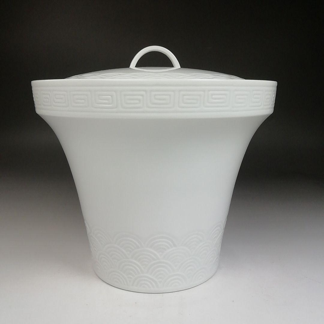 Ｗ６４　水指　『白磁　青海波』『末広水指』『横石喜助 造』　共箱　茶道具