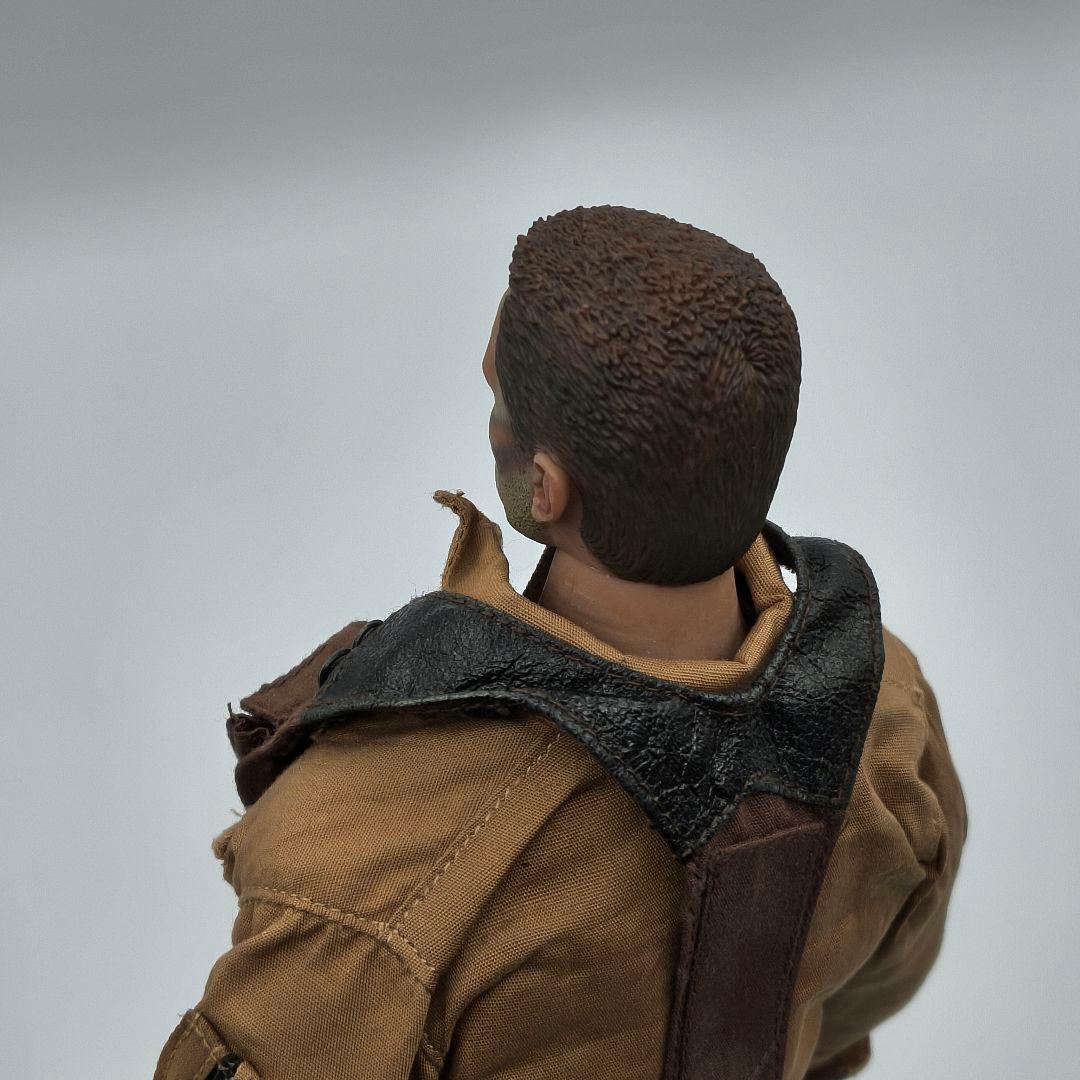 ホットトイズ 1/6 ムービー・マスターピース プレデター ダッチ