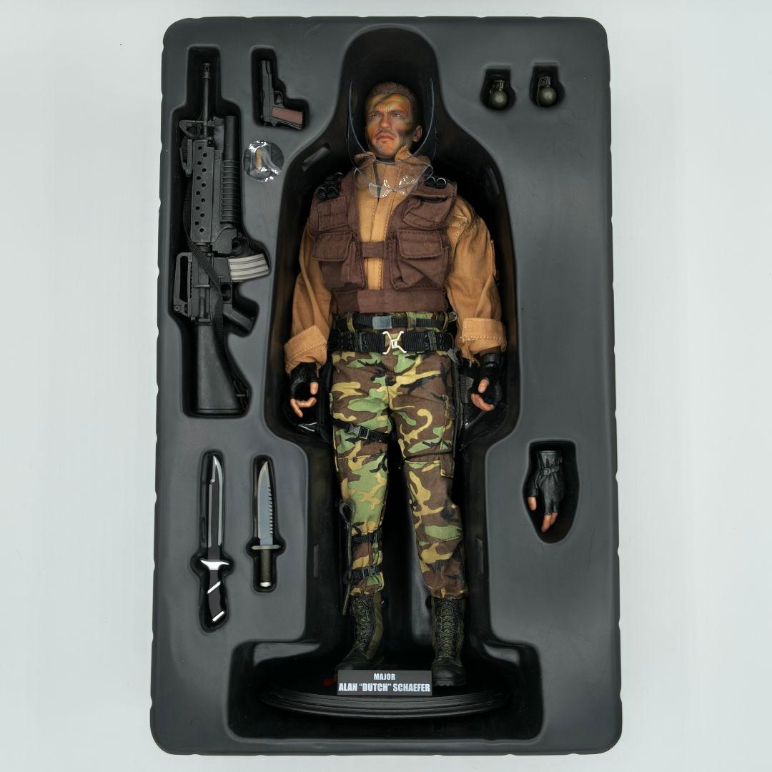 ホットトイズ 1/6 ムービー・マスターピース プレデター ダッチ