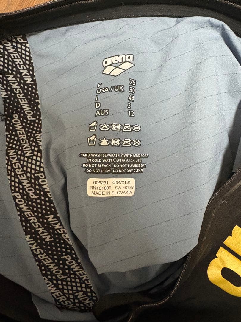 カーボンエア arena 競泳水着 FINA認証 ASサイズ 黒