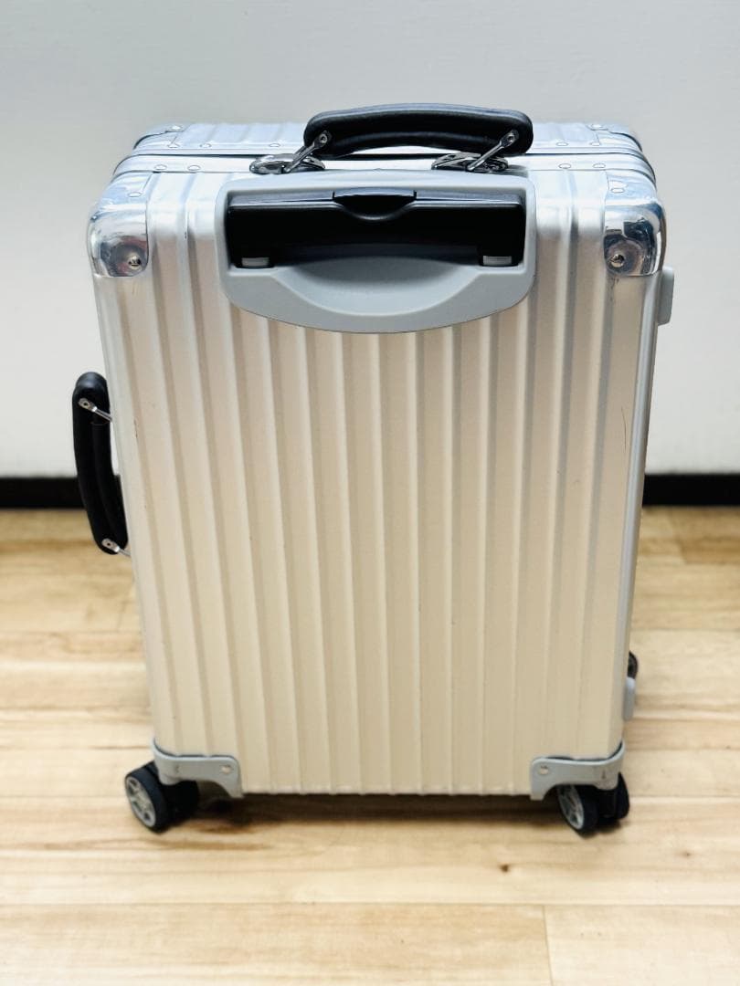 【廃盤品】RIMOWA リモワ クラシックフライト キャビンS 33L【4輪】