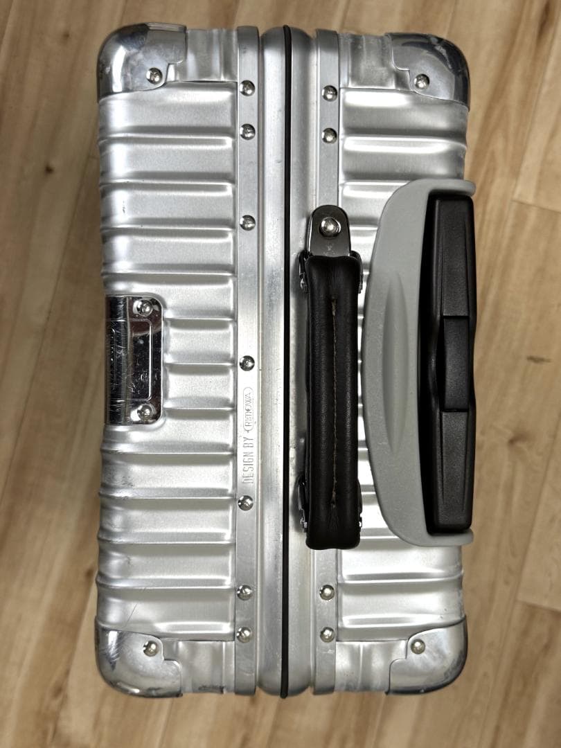 【廃盤品】RIMOWA リモワ クラシックフライト キャビンS 33L【4輪】
