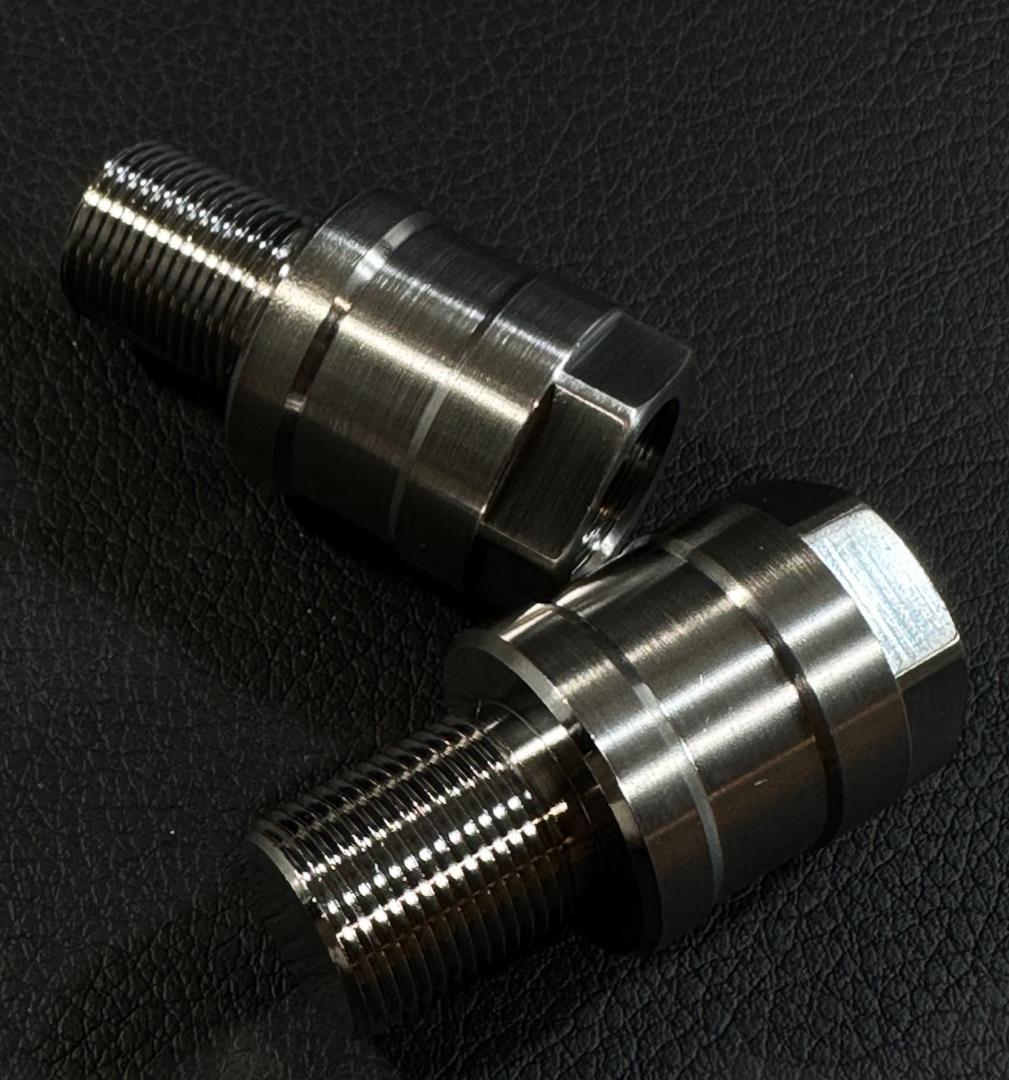 オーリンズ 64チタン製 延長アダプター 25mm ゼファー1100 m104