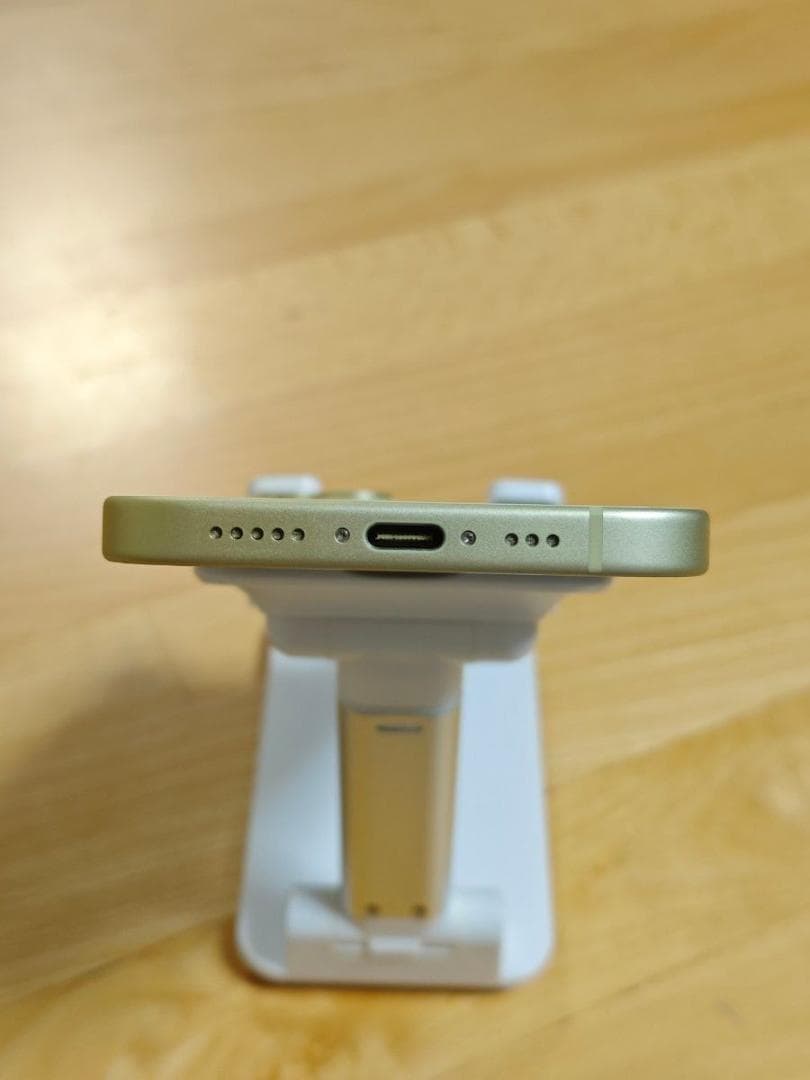 超美品 iPhone15 128GB イエロー SIMフリー