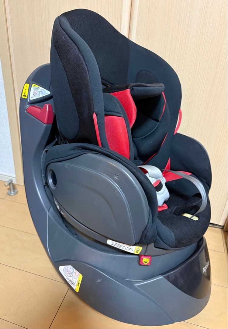 Aprica アップリカ ディアターンプラス バウンシングブラック　新生児OK