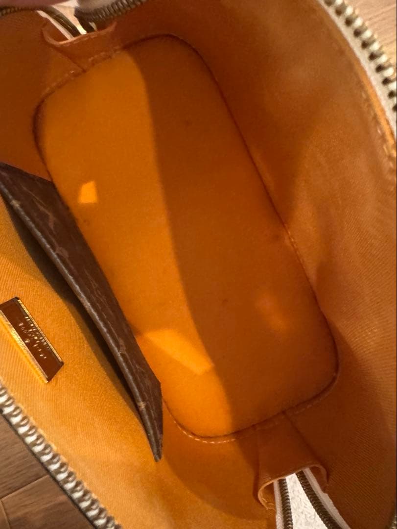 ma.LOUIS VUITTON ALMA BB ホワイト