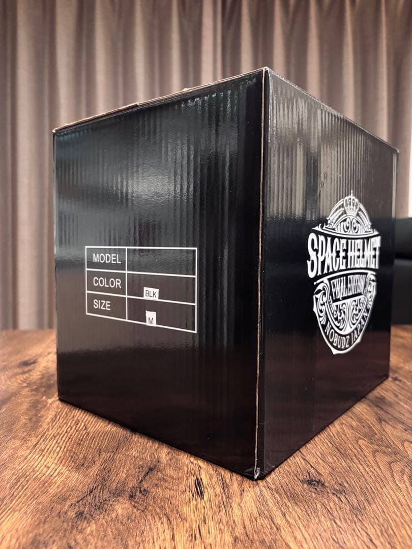 【NoBudz】スペースヘルメット ブラック　オーシャンビートル