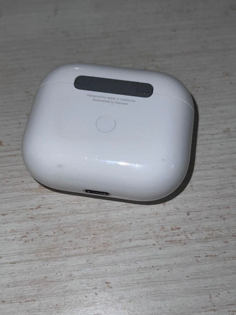 AirPods第3世代　本体 充電ケース付き