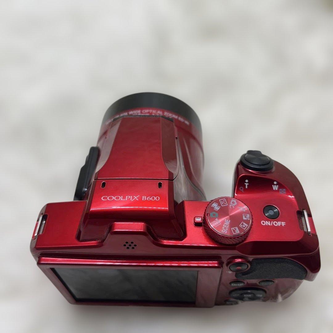 極美品　Nikon COOLPIX B600 ニコン デジタルカメラ レッド
