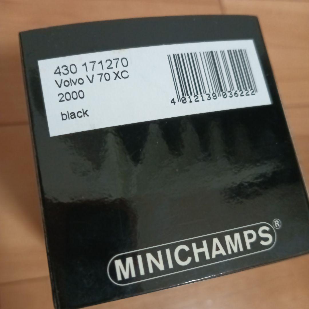 MINICHAMPS✪Volvo V70 XC ブラック