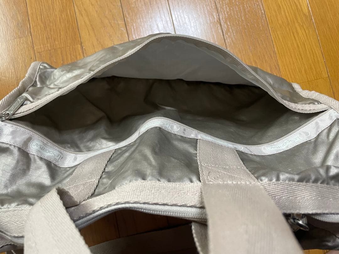 LeSportsac シャンパンゴールド　ミディアム　ボストンバック　ショルダー