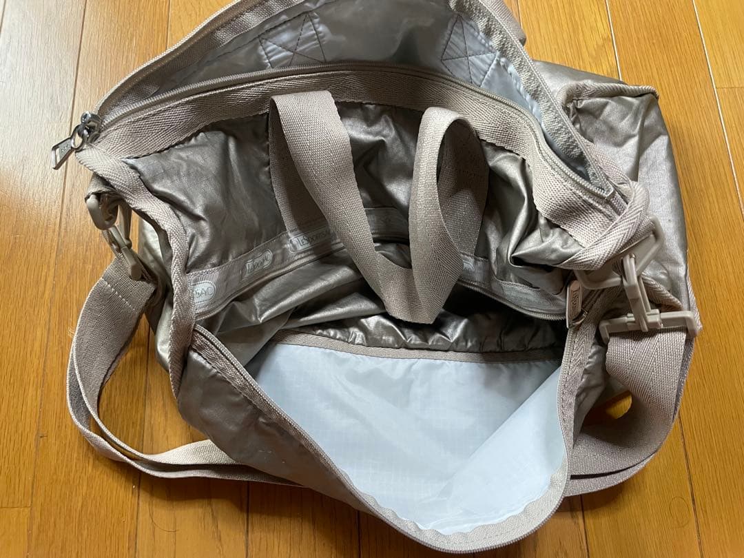 LeSportsac シャンパンゴールド　ミディアム　ボストンバック　ショルダー