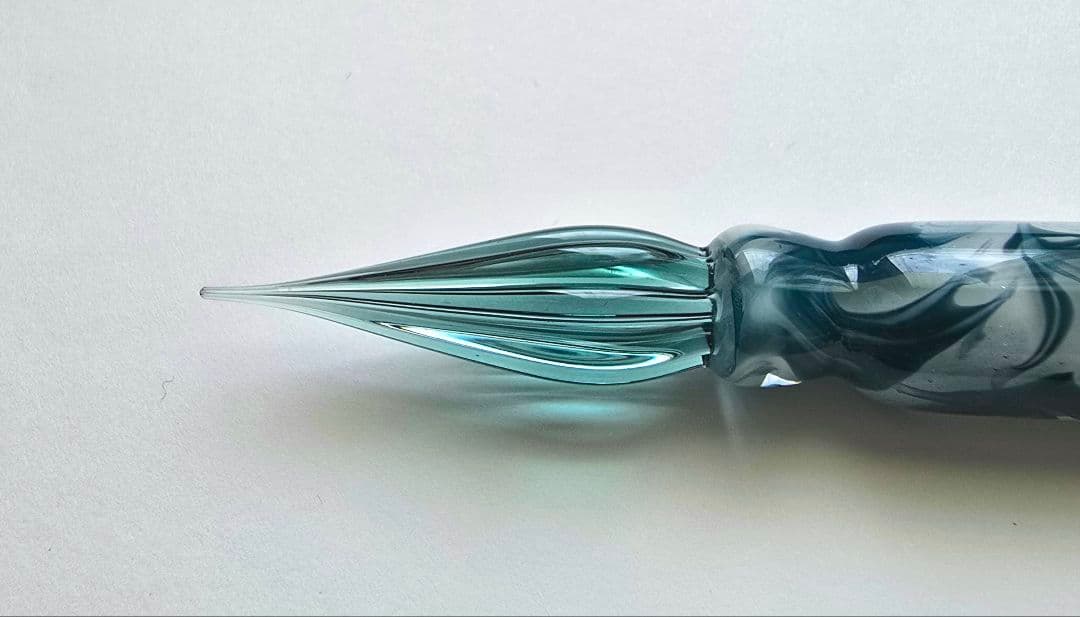 み*み様 ガラスペン ひとつ房 流水納戸色