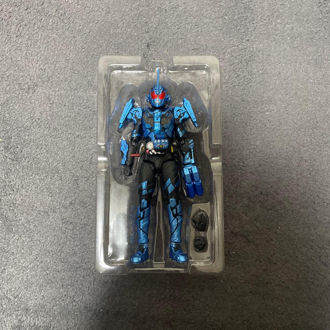 SHFiguarts 仮面ライダー グリス・ブリザード