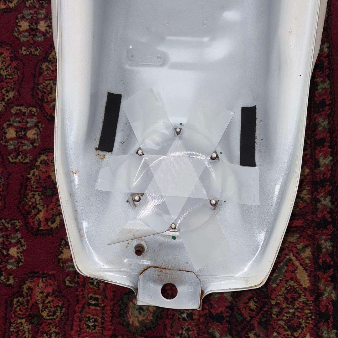 CB1100 sc65 タンク ホワイト