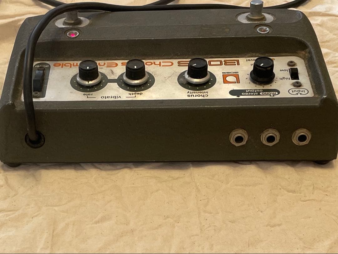 【夏休み１０%OFF】BOSS CE-1 ヴィンテージ　ギターエフェクター