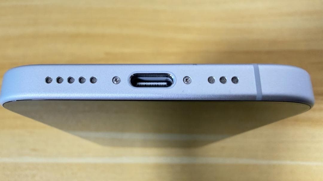 iPhone16 128GB ホワイト simフリー