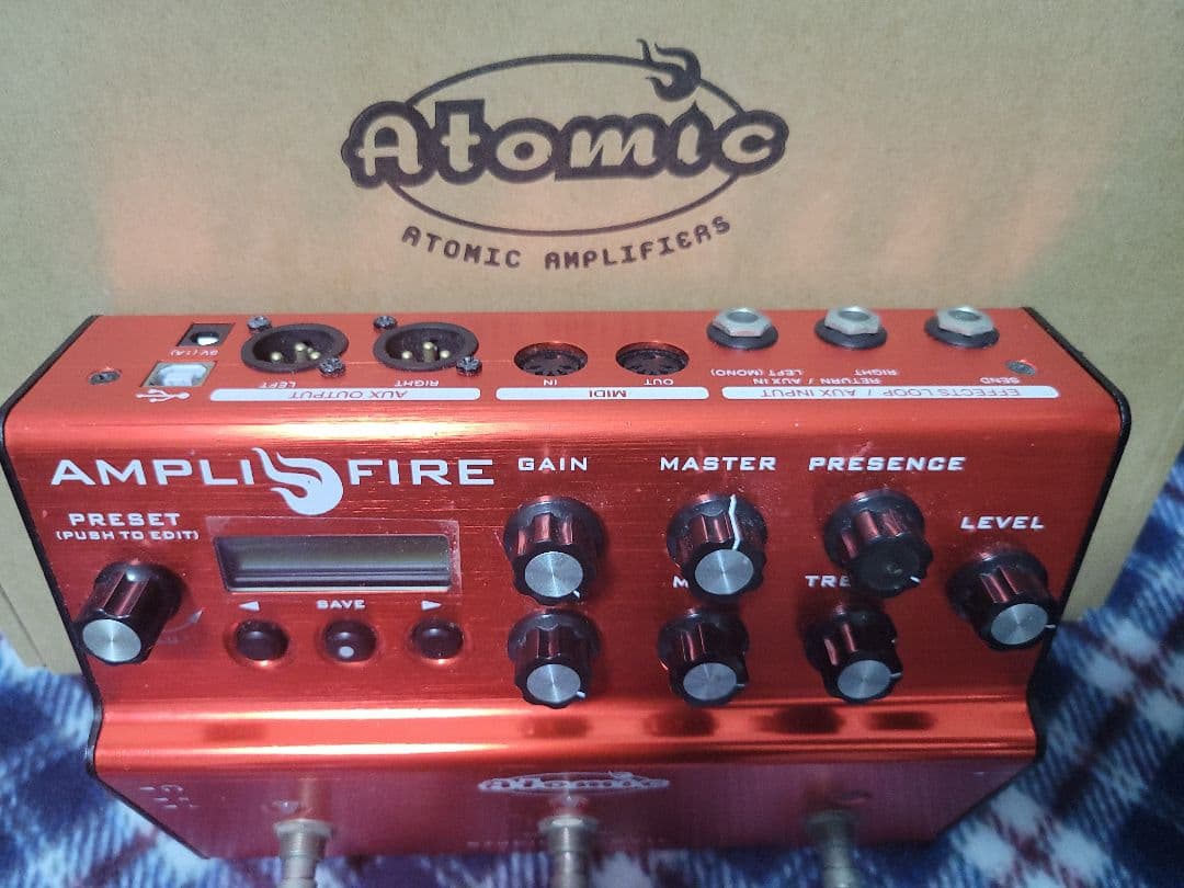 Atomic AmpliFire ギターエフェクター