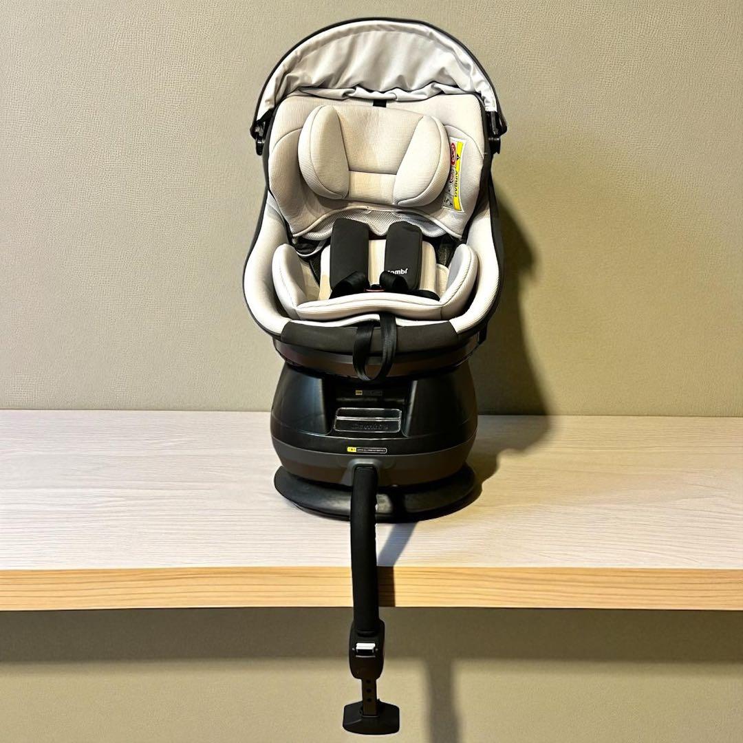 美品✨大人気❣️Combi クルムーヴスマート エッグショック Simplight