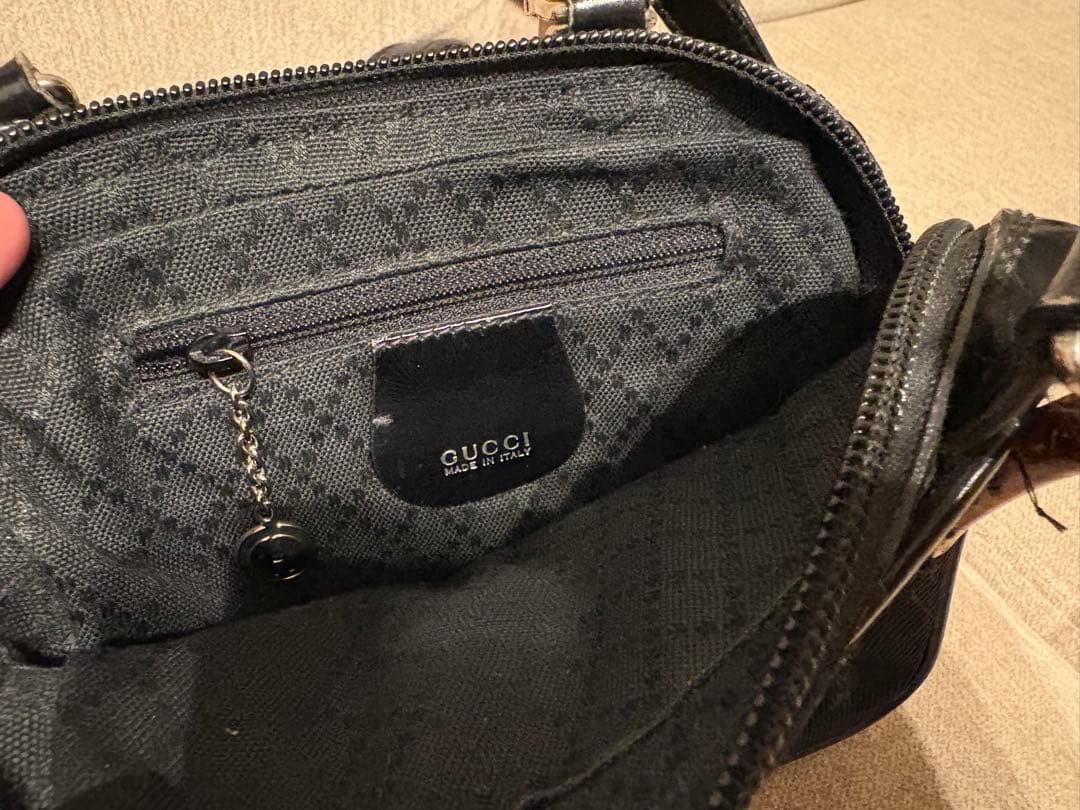 GUCCI ブラック バンブナイロン ショルダーバッグ
