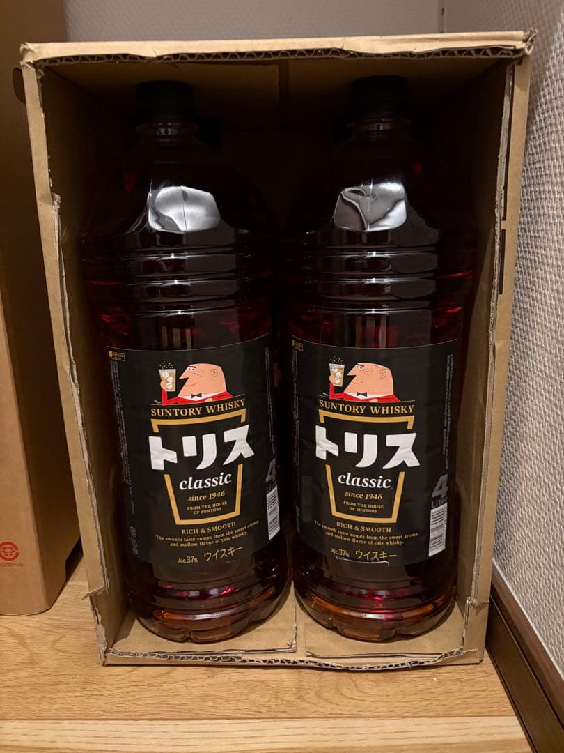 サントリー トリスウイスキー ４Ｌ　４本