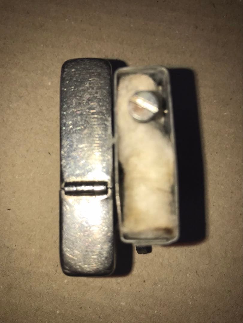 15日迄限定値下げ!出品！超希少ヴィンテージZIPPO 1943-45 上下刻印