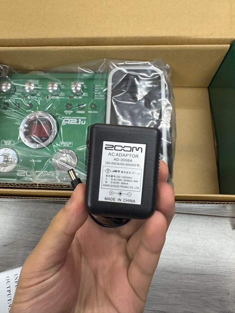 Zoom A2.1u アコースティックギターエフェクター